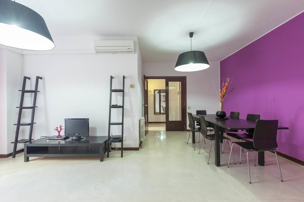 Apartment Sagrada Familia Barcelone Chambre photo