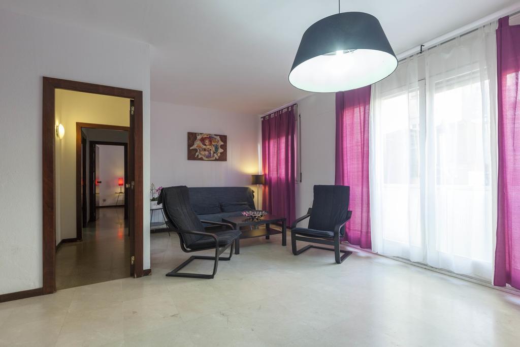 Apartment Sagrada Familia Barcelone Chambre photo
